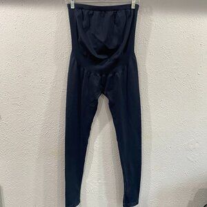 Belly Bandit, NWOT, women's size large, navy maternity bump leggings.